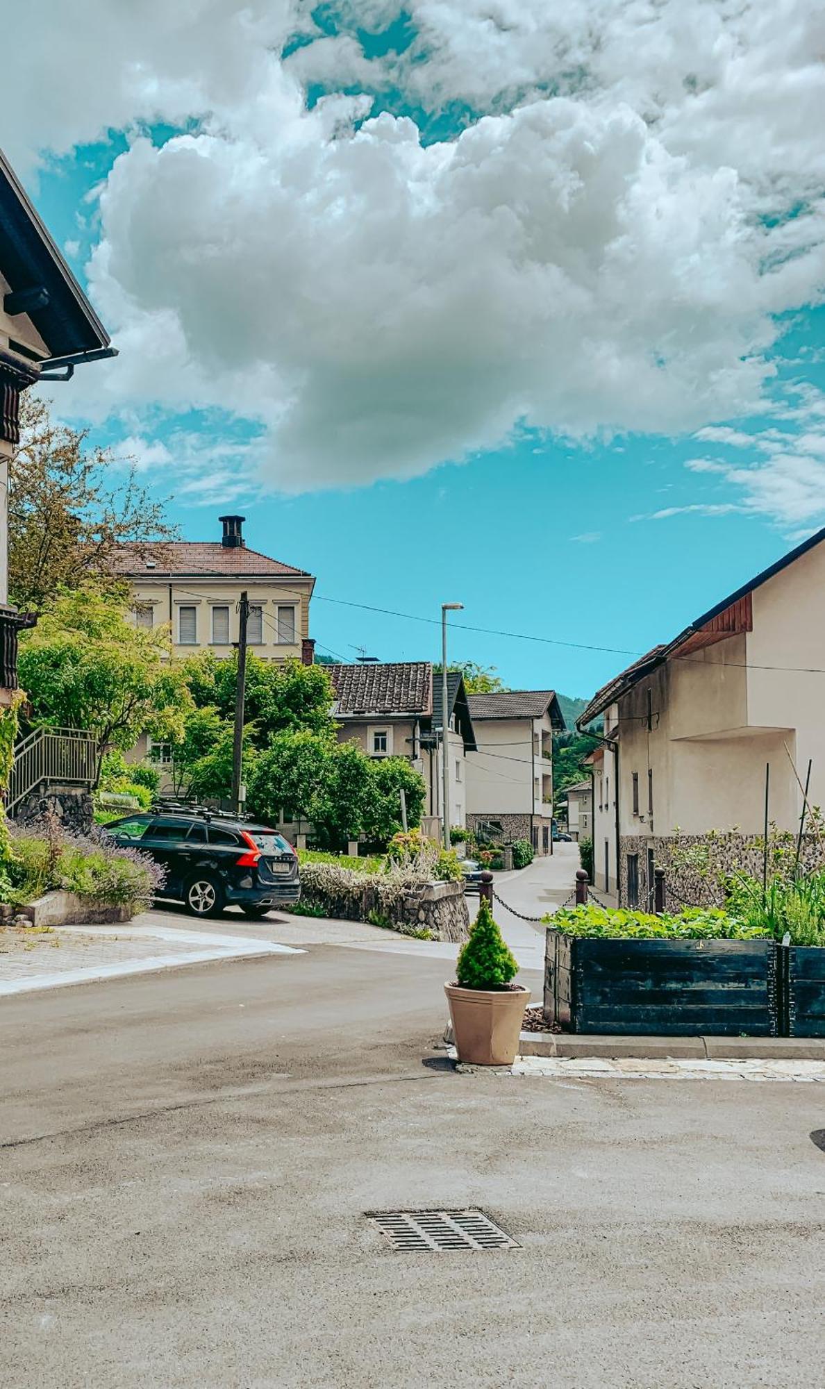 Apartments Ivanovic Идрия Экстерьер фото